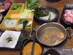 -呷哺呷哺 小火锅 (浦东新欧尚超市店)