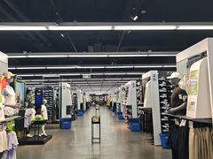 -迪卡侬(西三旗店)