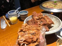 -95号酱骨·一块豆腐(展春园西路店)