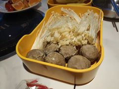-运气牛自助酱大骨火锅(南京东路店)
