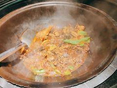 -挂旗柴锅鸡(蚌山区嘉年华店)
