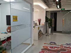 -猴有戏教育戏剧·音乐剧·主持口才·演讲朗诵辩论(环球港华师大校区)
