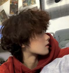 -丝语萱形象