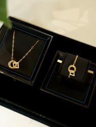 -老凤祥银楼(五角场万达广场店)