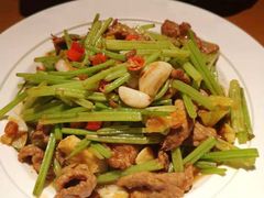 小炒黄牛肉-湘与香缘·湖南菜(王府井北京市百货大楼店)