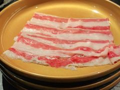 -牛YO寿喜烧·铁板烧和牛火锅自助(市府恒隆店)