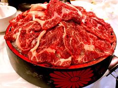 -鲜入围煮花胶鸡海鲜火锅