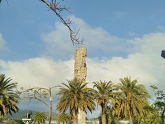 -亚龙湾中心广场