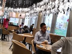大堂-星巴克臻选(湖滨道店)
