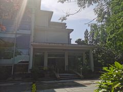 -上海怡沁园度假酒店