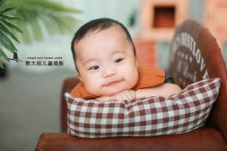 -憨大叔摄影馆80店连锁(诸暨店)