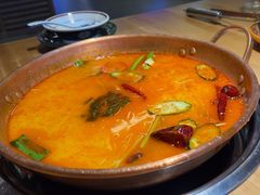 -洱火云南酸菜牛肉火锅(石景山当代商城店)