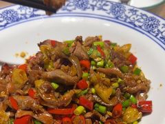 -三湘四水正宗湘菜(君峰路店)