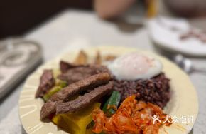 Grass-fed Ribeye Steak with Poached Egg Fried Rice