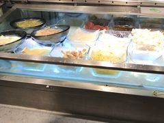 自助取餐区-成都你六姐·牛肉冒菜(城市集市合生汇店)