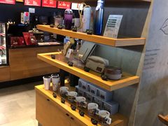 -星巴克(杭州西湖银泰1F店)
