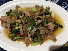 小炒肉-乡绅本色白家厨坊