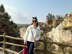 -彩色沙林风景区