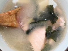 三文鱼味增汤-林妈妈村·日式料理(宝山万达店)