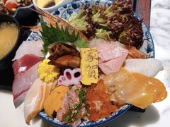 -家贺屋刺身寿司专门店