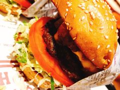 -The Habit Burger Grill 哈比特汉堡(复兴soho店)