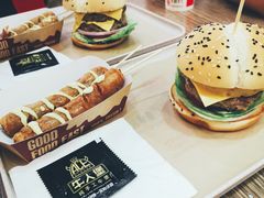 -牛纽塔·牛人堡(群众路店)