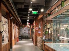 -宝燕海货工场(长江国际店)