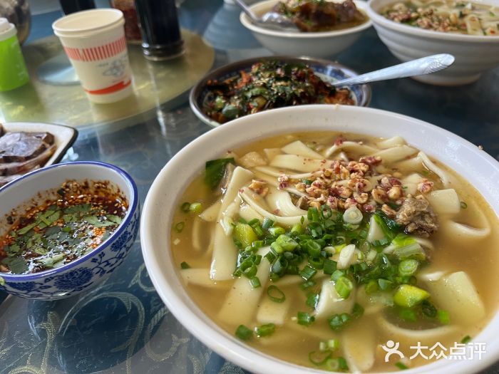 回辉登偰氏面片(东莲花美食街店)图片