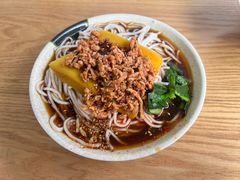 -洪记凉米线(新兴路店)