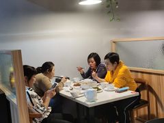 大堂-黄弟大排档·湖南菜·小龙虾·小海鲜(凯旋北路店)