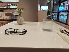 -潮一不贰·法式甜品·生日蛋糕·西式简餐(外滩店)