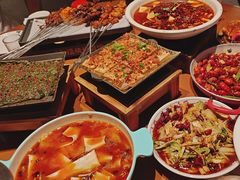 -六福烧烤酒馆(秦隆步行街店)