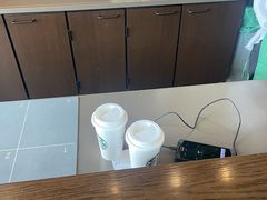 -星巴克(北京远大路金源燕莎店)