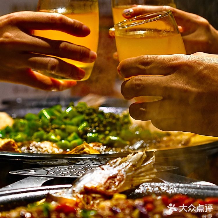 聚餐选址头很大？听我的，就选探鱼！