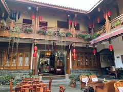 -华冠悠岚·庭院餐厅(青城后山店)