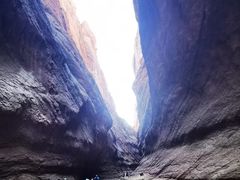 -天山神秘大峡谷