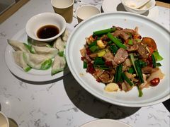 -关东小磨东北菜(漕河泾印象城店)