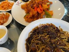 -桃园中华料理炸酱面(燕儿岛路店)
