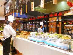 自助取餐区-松咖啡自助餐厅·松北香格里拉