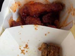 -BHC炸鸡(明洞总店)