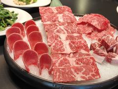 -鲜入唯煮·港式海鲜牛肉火锅(金宝街店)