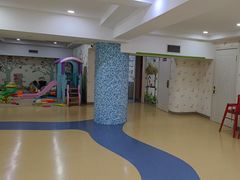 -乐悠游亲子游泳俱乐部