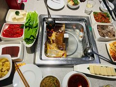 -海底捞火锅(咸阳丽彩万达店)