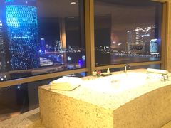 -上海外滩茂悦大酒店