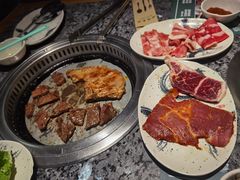 -阪尚皇·原切牛排·烤肉火锅自助(北京路店)