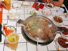 -喜悦小串丹东小黄牛海鲜烧烤大排档(民主广场店)