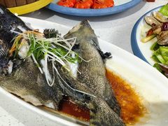 -锦里海景海鲜餐厅.三亚老字号(亚龙湾中心广场店)