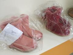 -卡柏洗衣(成山路大华悦豪斯店)