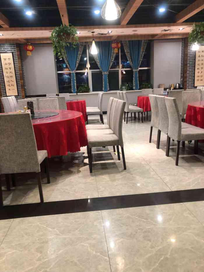 玉杰胖妈妈手抓餐厅·清真-"打胖妈妈的擦边球,这是不是过分?