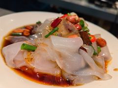 东北大拉皮-半天妖烤鱼(东方新天地店)